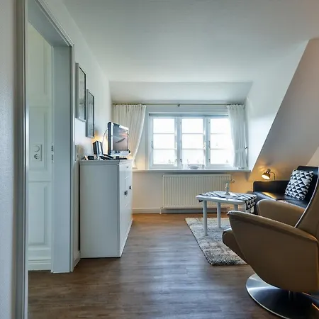 Snetjers Hues 12 *